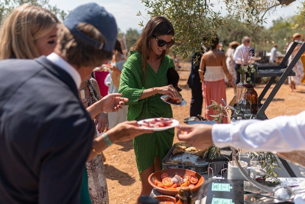 Casaments dels influencers Yago Bruna i Carolina Ferrer -xerta Catering Fran Lopez (41)